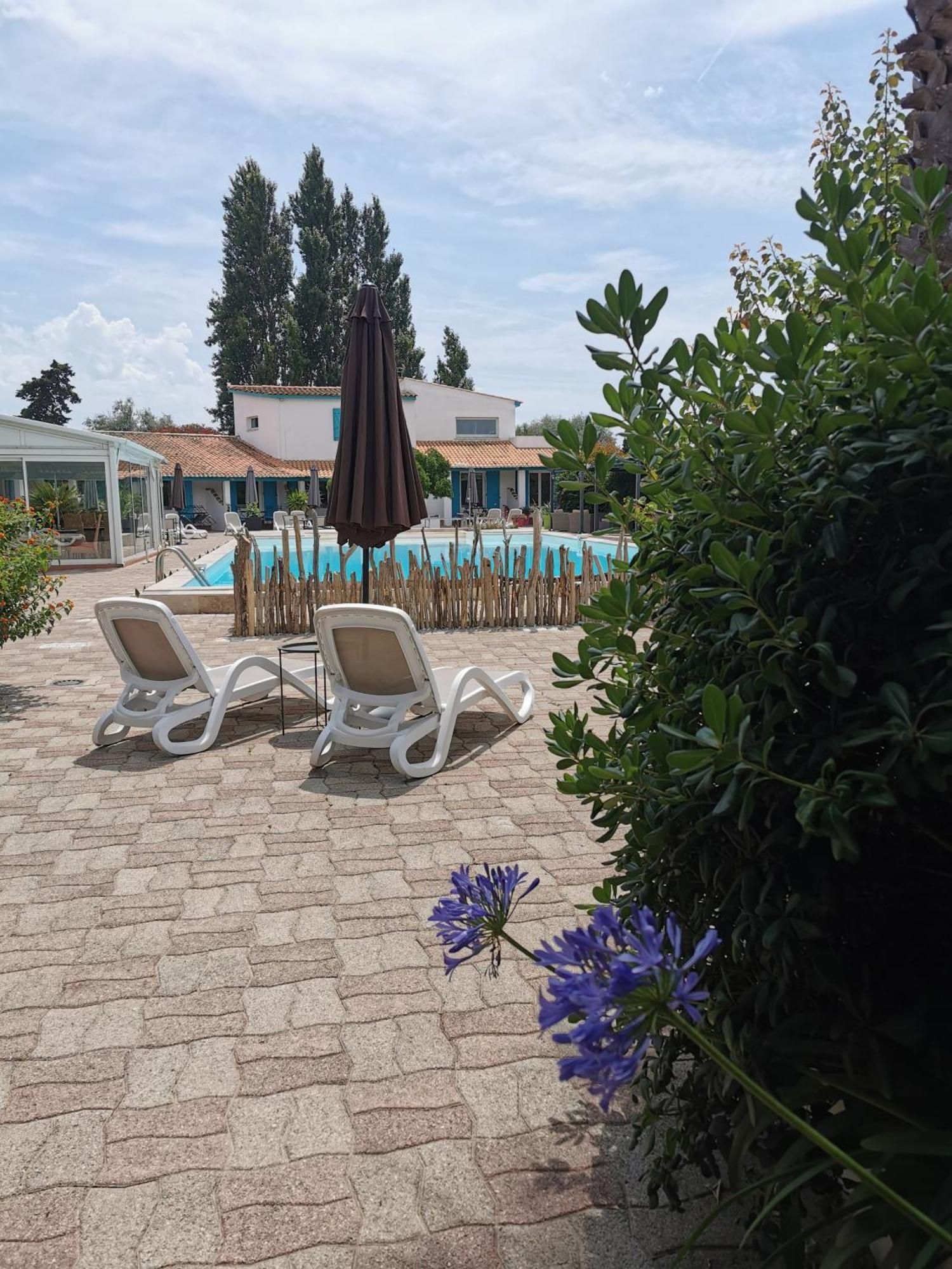 L'Auberge Camarguaise Saintes-Maries-de-la-Mer Zewnętrze zdjęcie